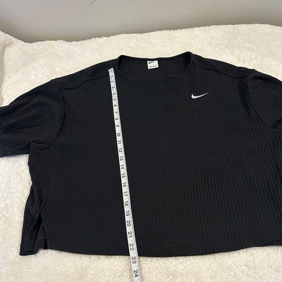 Nike Womens Plus SZ 2XL Black Ribbed Short Sleeve Crop Top - Picture 4 of 6